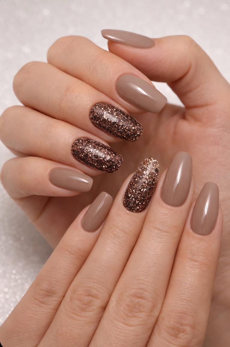 Bling Cinnamon nails