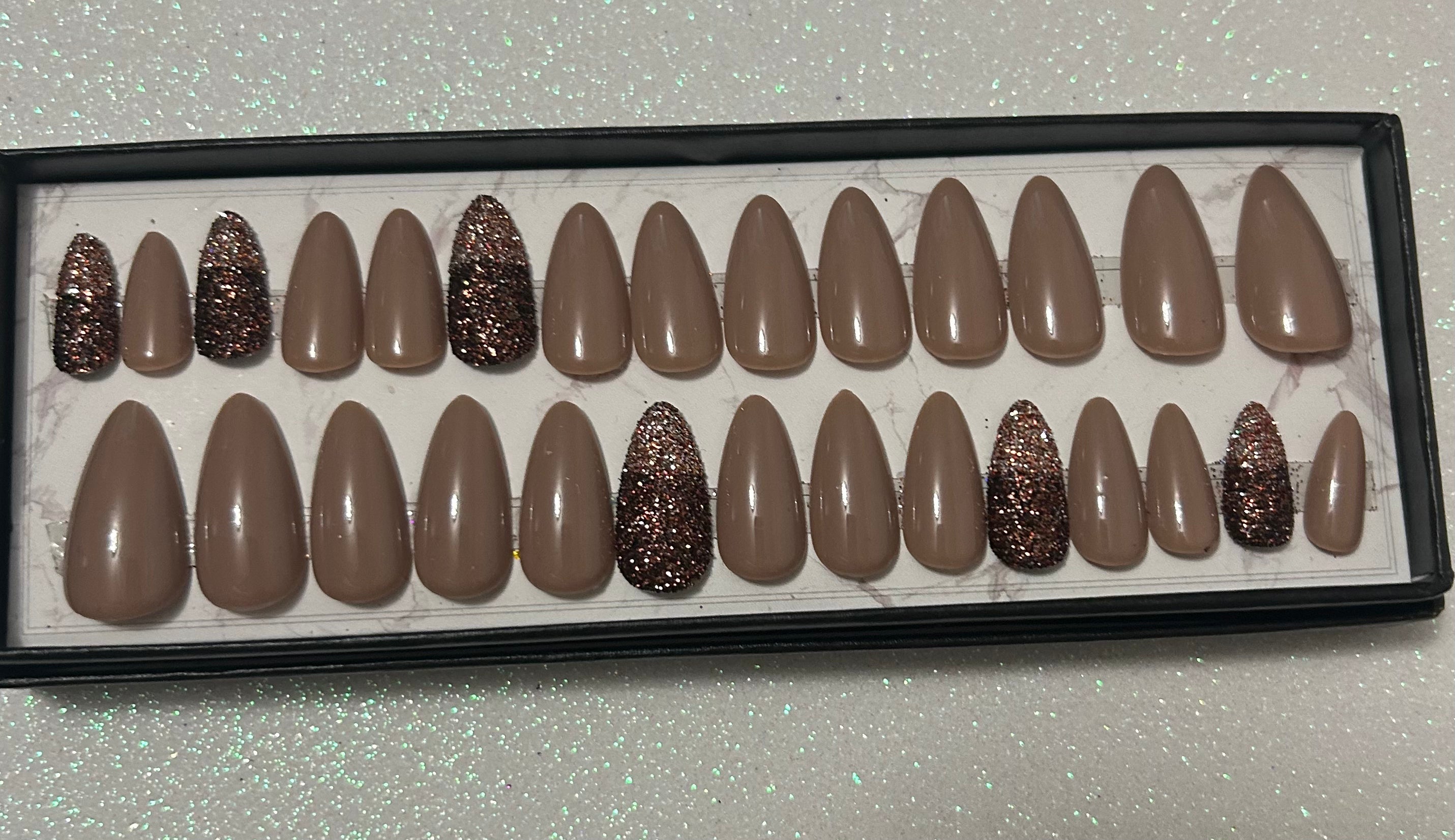 Bling Cinnamon nails